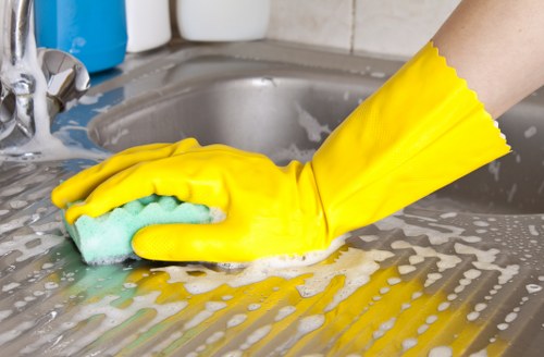Comprehensive end of tenancy cleaning services in London